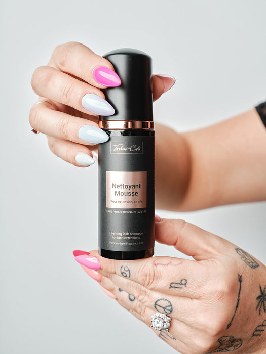 Shampoing Nettoyant Moussant Avec Fragrance